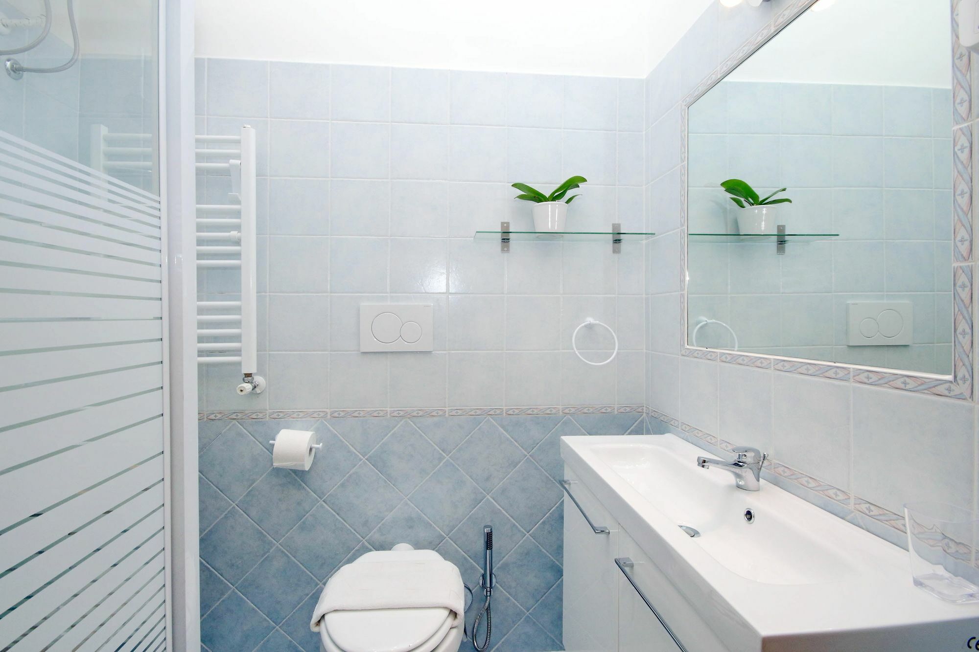 Holiday Rental San Lorenzo District Рим Екстер'єр фото
