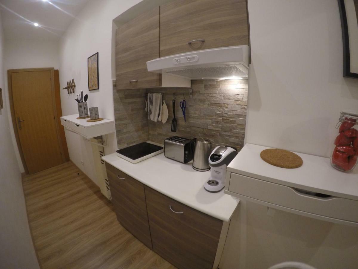 Holiday Rental San Lorenzo District Рим Екстер'єр фото